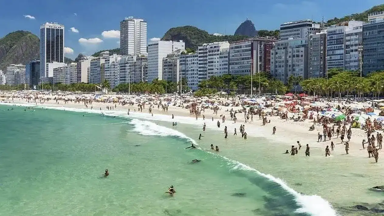 Las playas brasileñas atraen a los turistas argentinos.