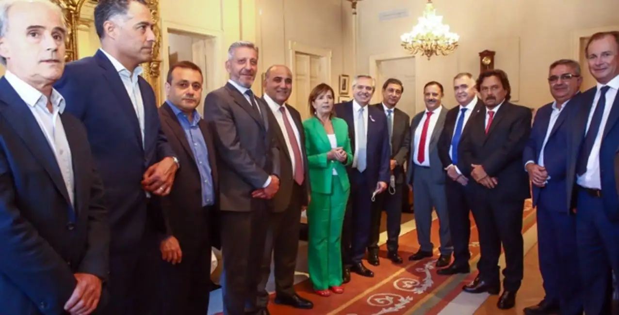 Gobernadores del oficialismo y la oposición respaldaron el acuerdo con el FMI