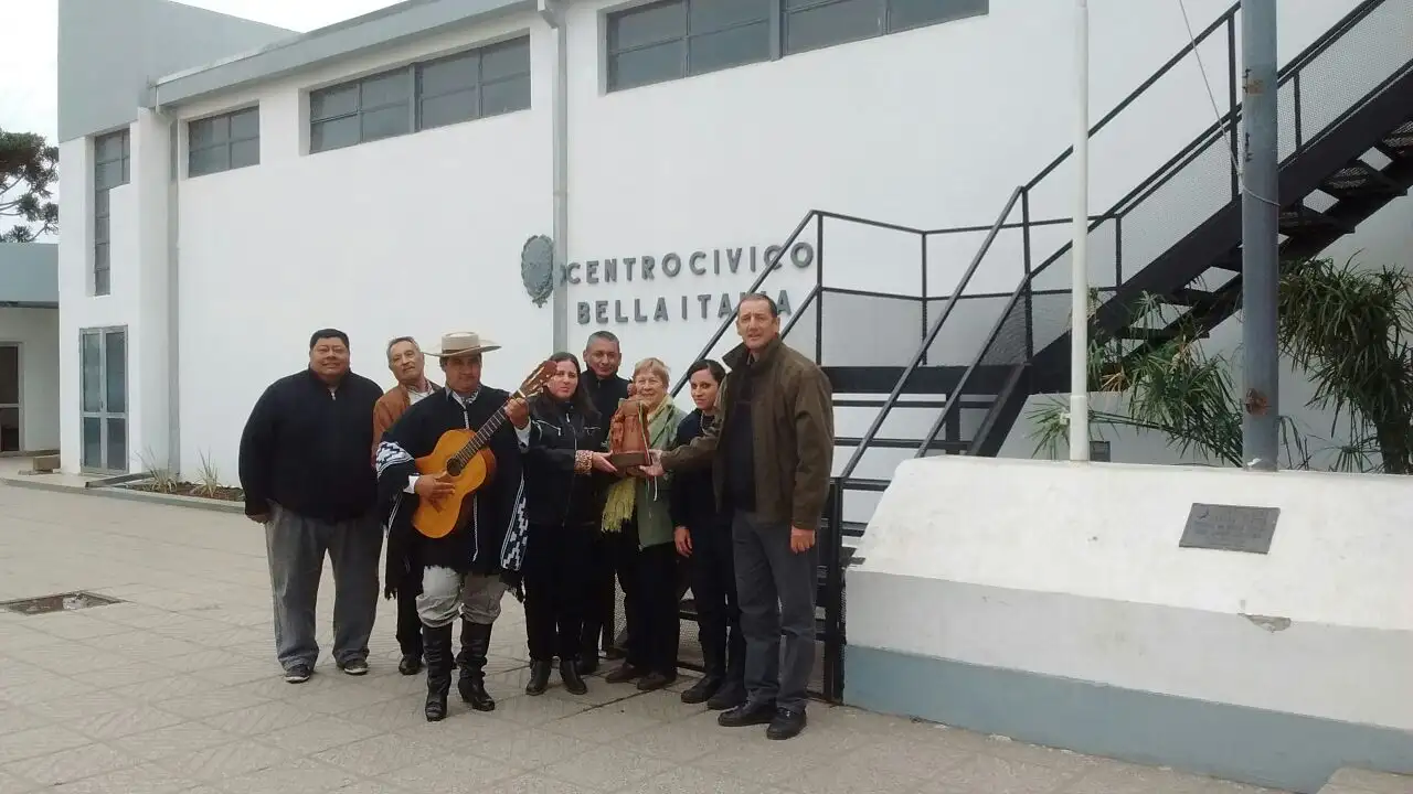 La comunidad  de Bella Italia recibió al premio “Julio Migno”