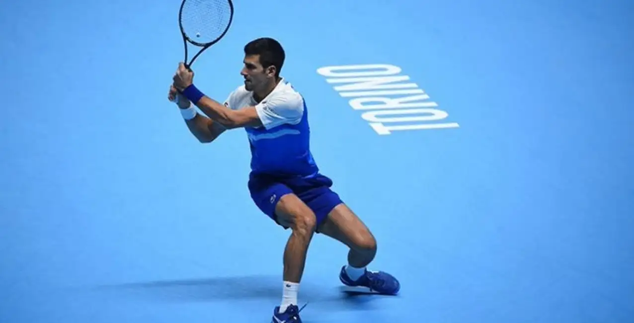 Djokovic se clasificó a las semifinales del Masters de Turín