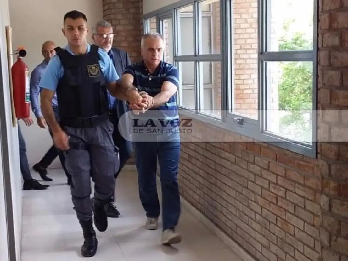 Gette negó los cargos en su contra y se abstuvo de declarar