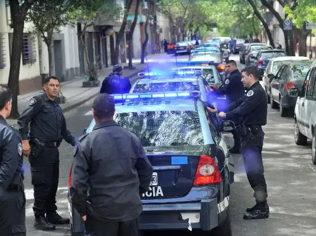 Los refuerzos federales ya recorren las calles de Rosario en 40 patrulleros