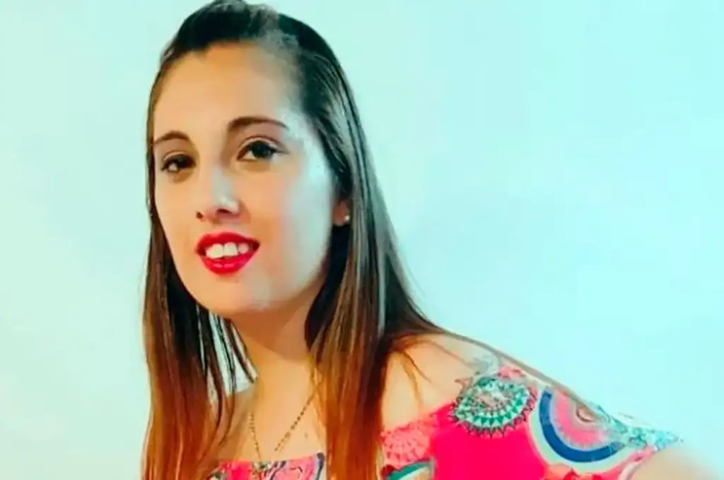 Femicidio en Bella Vista: hallaron muerta en su casa a una mujer y buscan a su exnovio