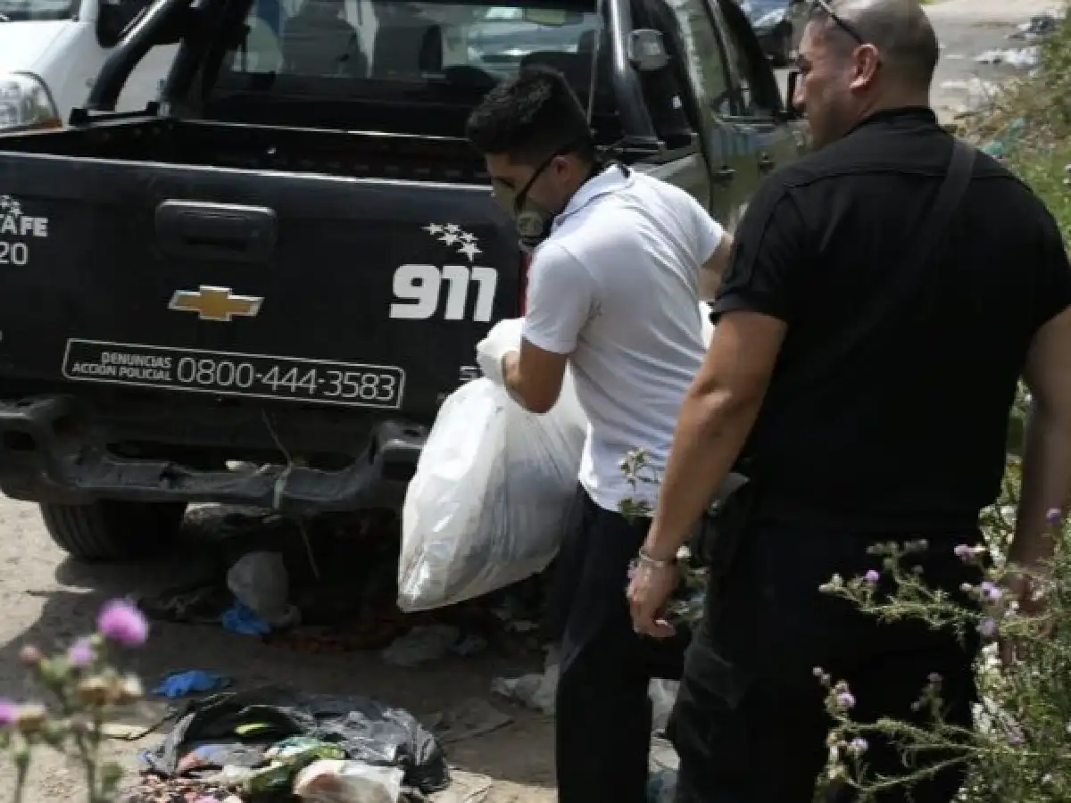 Encuentran el cuerpo calcinado de una mujer en Rosario