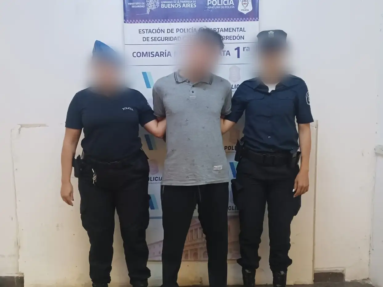 El detenido tenía amplios antecedentes por infracciones y delitos varios.