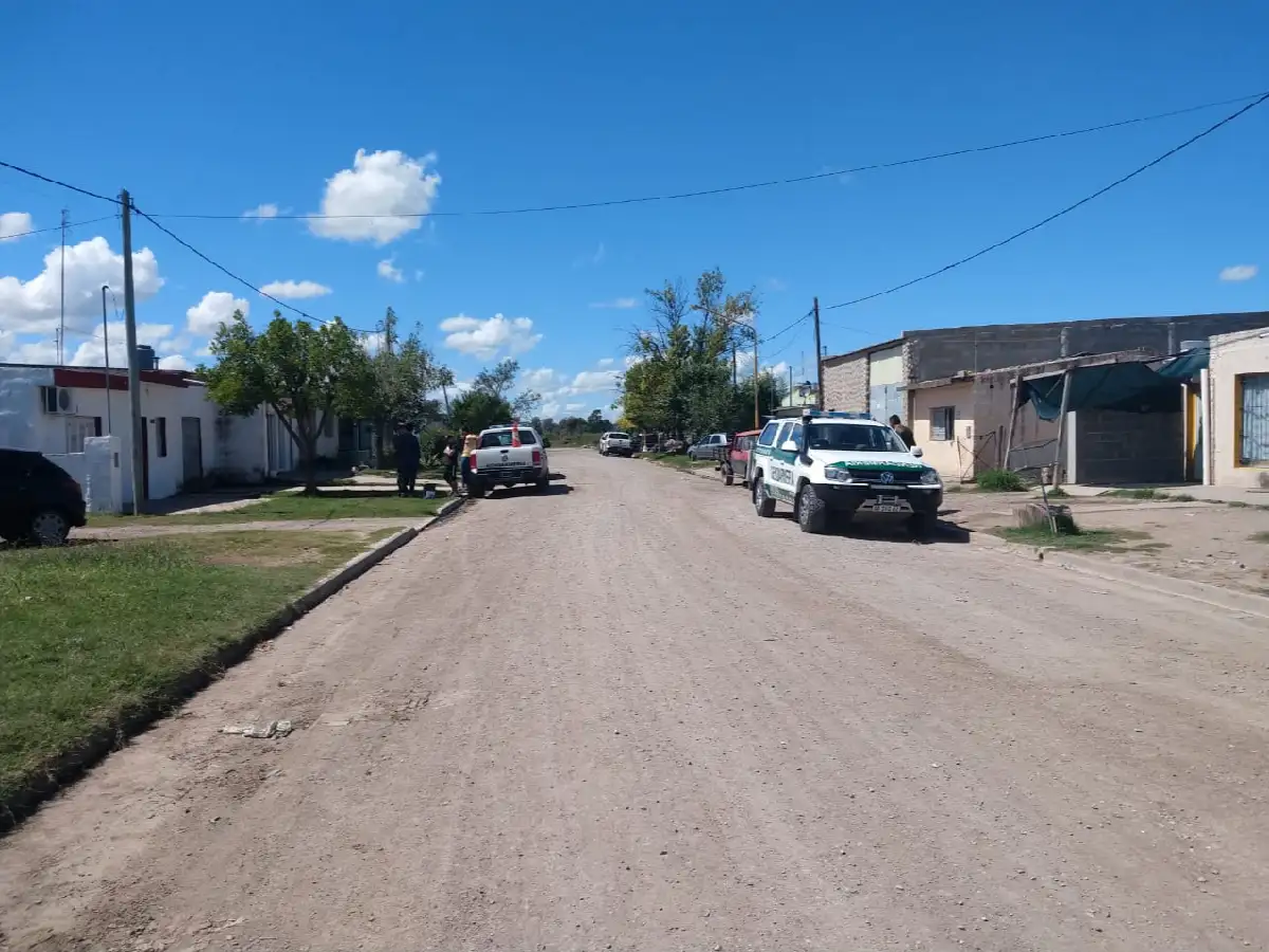 Secuestraron dinero, drogas y armas en Josefina y Devoto: detuvieron a una mujer