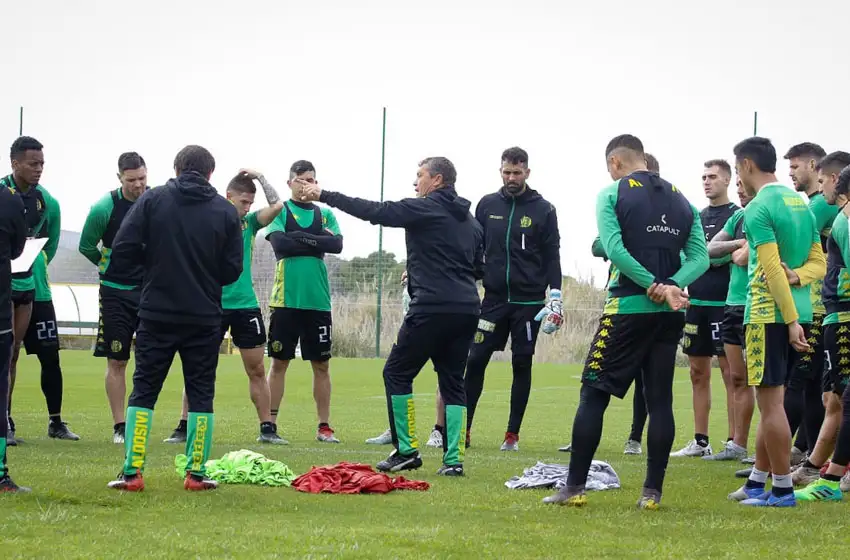 Fabio Radaelli: “No están a la altura del equipo campeón”