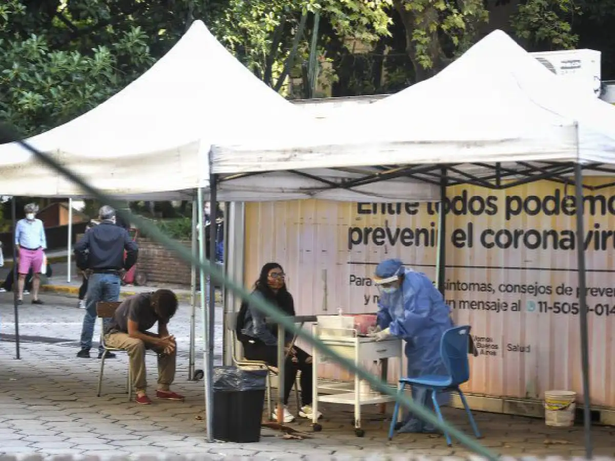 Reportaron 689 muertes y 26.934 contagios en las últimas 24 horas