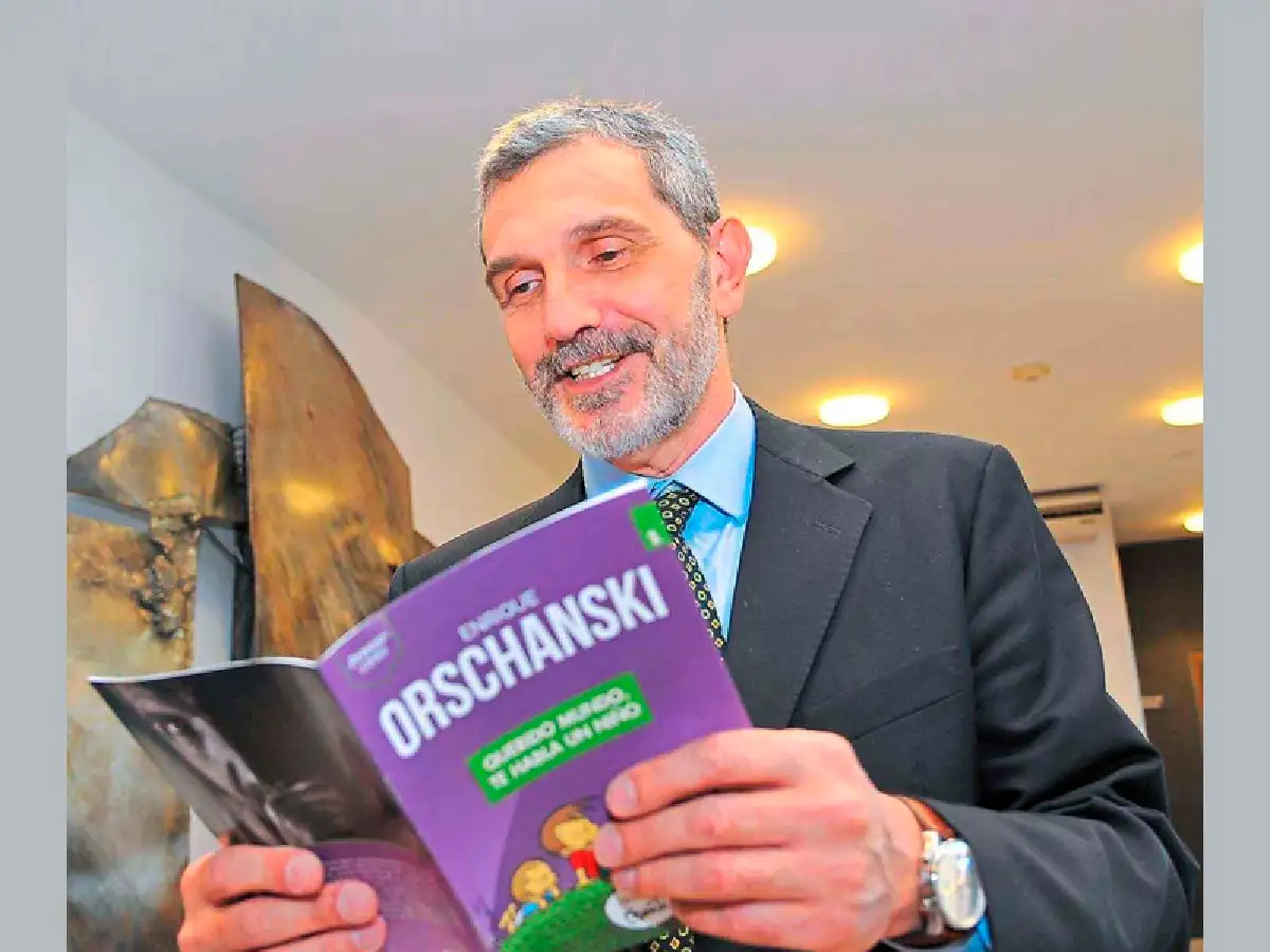 “Los chicos no están solos, se sienten solos con padres hiperocupados”  