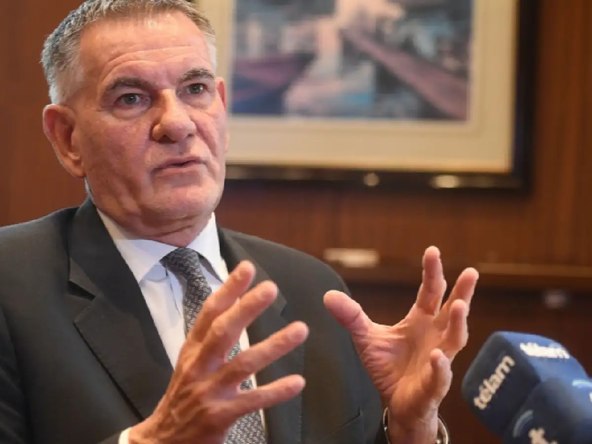Carlos Castanegto: "Nuestra política es que paguen los que tienen que pagar"