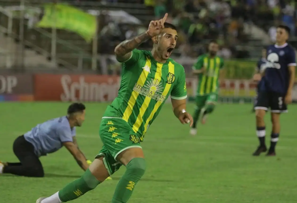 Aldosivi debutó con derrota en la Primera Nacional