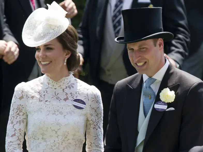 Para ir a ver las carreras, también tienen etiqueta los ingleses