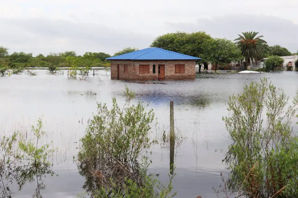 Permanecen evacuadas 504 personas