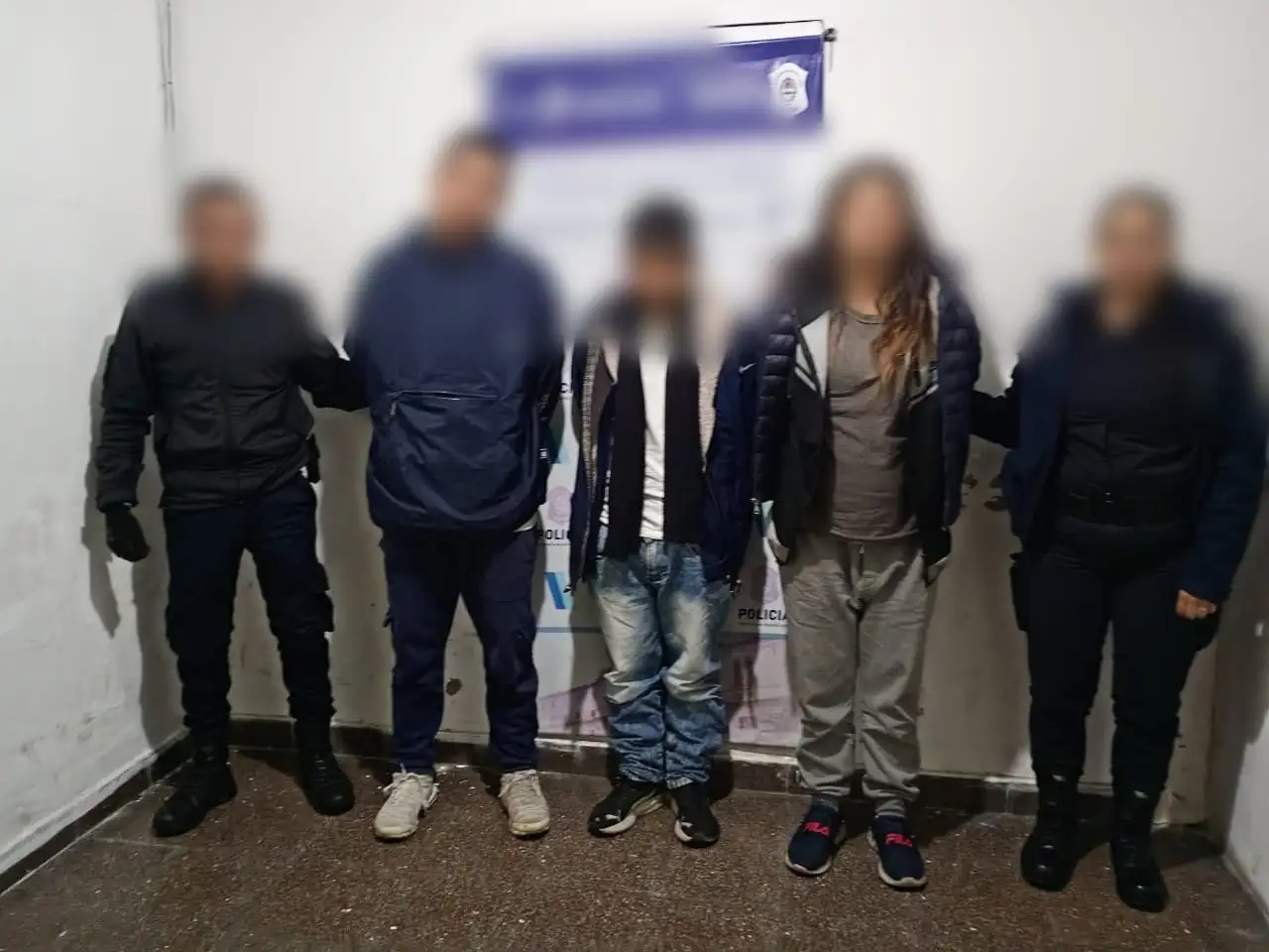 Tres aprehendidos por encubrimiento tras el robo a un vehículo