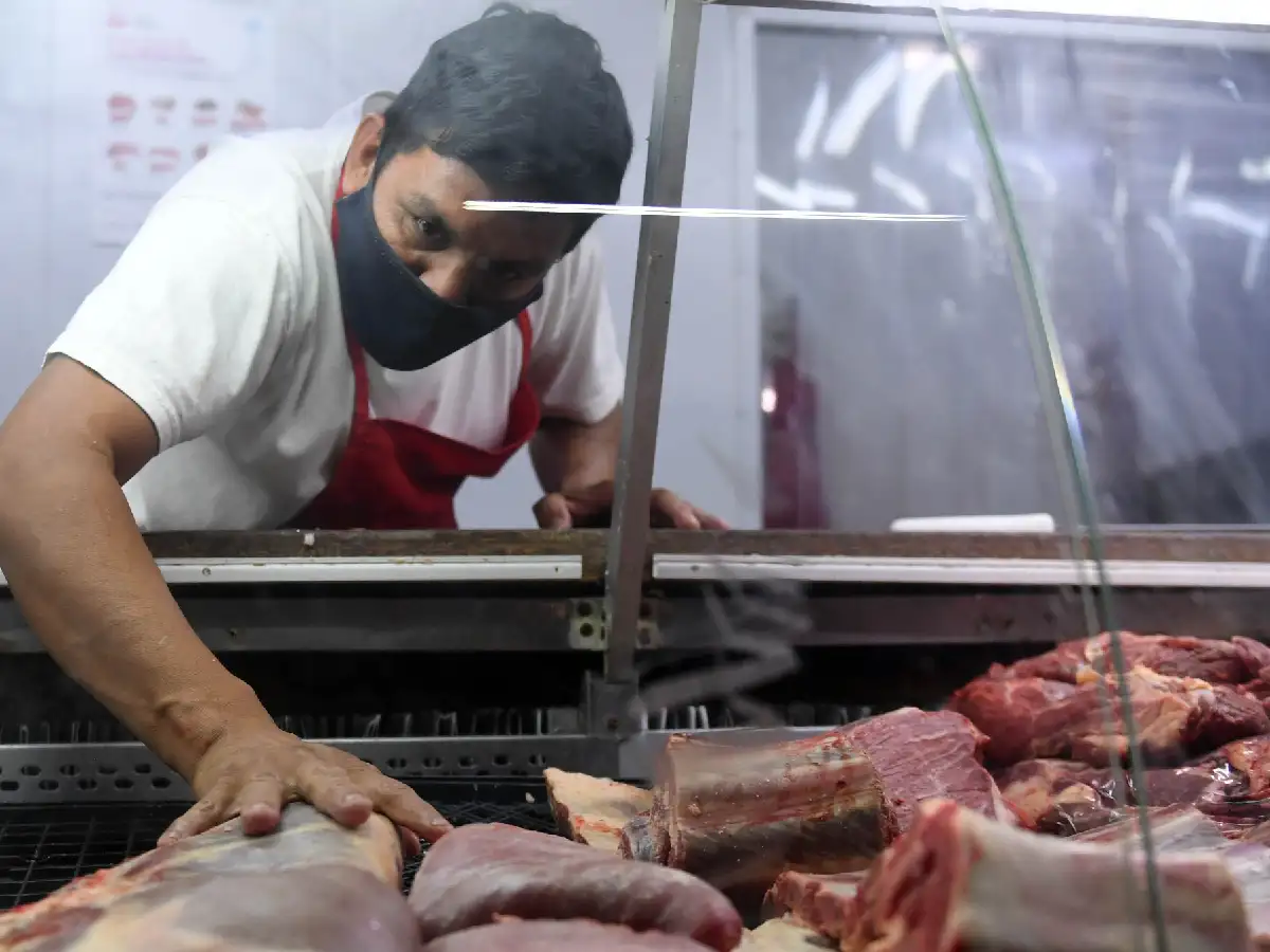 El precio de la carne aumentó 90,3% en un año y el asado de tira subió 101,5%