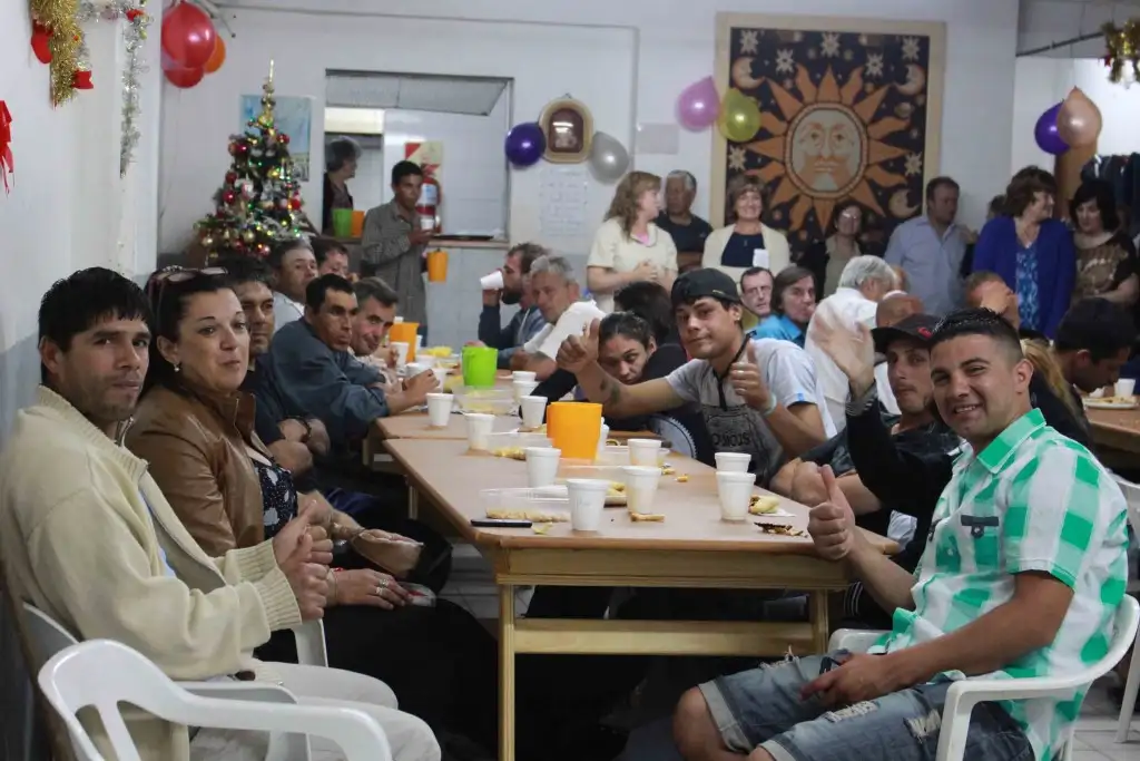 Cáritas denuncia que el Municipio no le pagó nunca en el año
