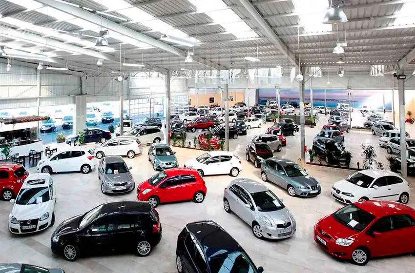 Preocupación en el sector automotriz por falta de vehículos y repuestos
