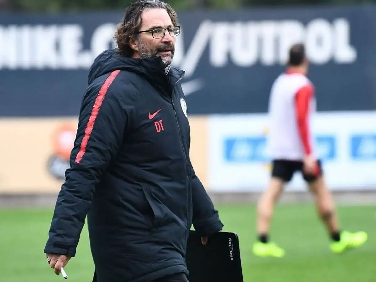 Pizzi se fue de San Lorenzo y Lammens repudió los hechos de violencia 