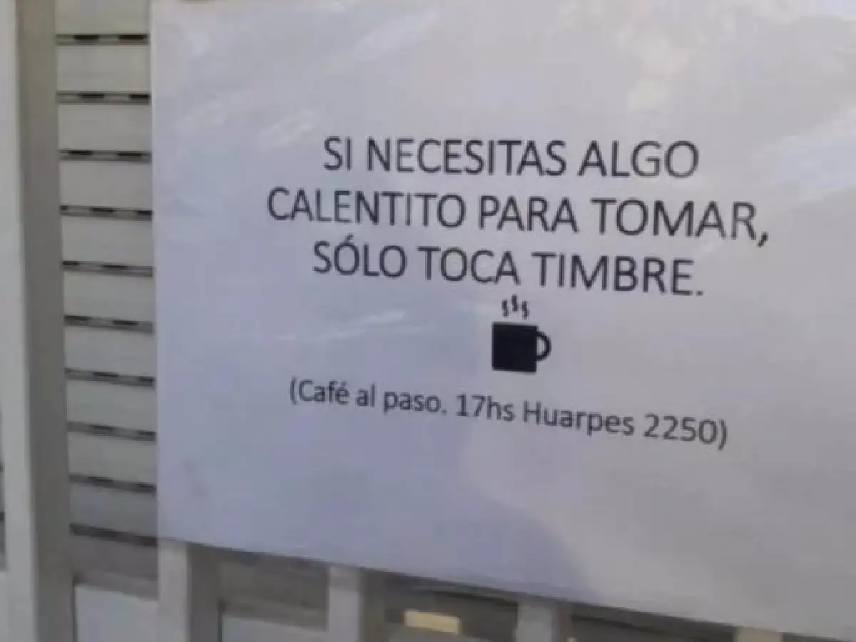 Mendoza: una familia ofrece un café y una tortita a quien lo necesite