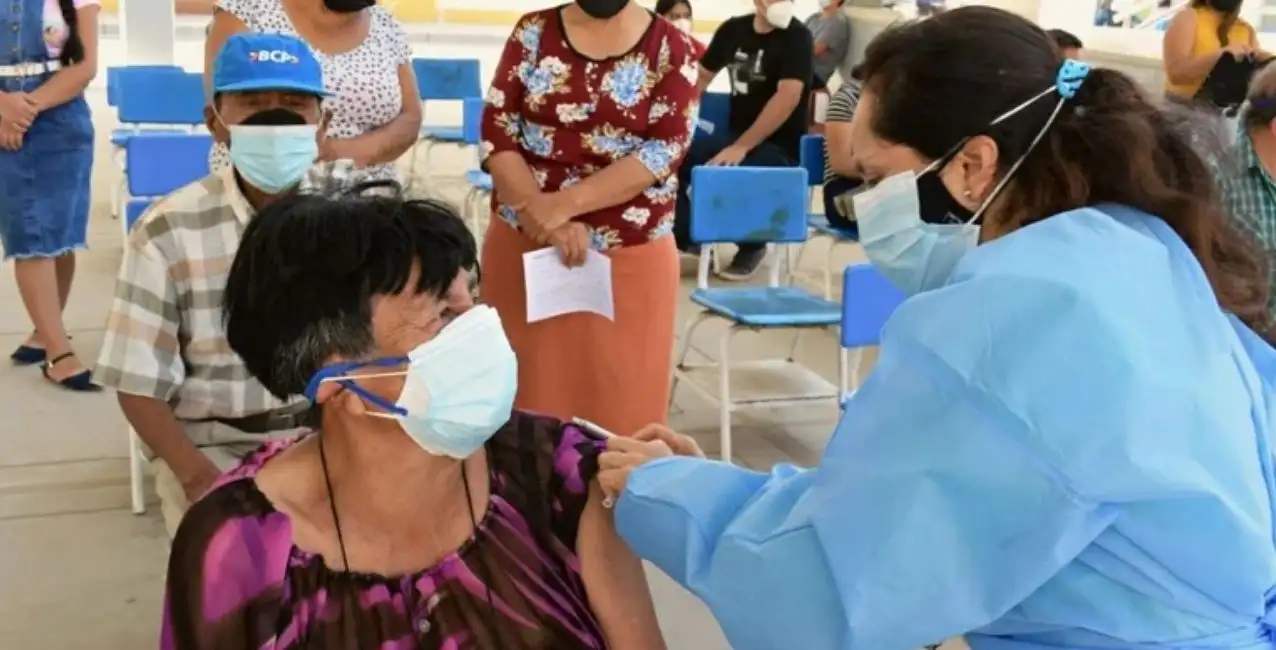 Perú ya vacunó al 75% de su población objetivo contra el coronavirus