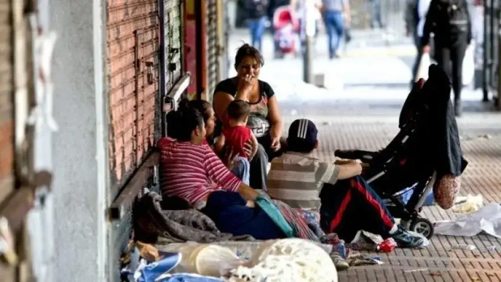 La pobreza alcanza a casi 10 millones de personas
