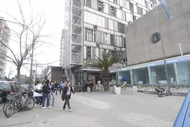 Confirman paralización de obras en la UNR por el retraso en el giro de fondos de Nación