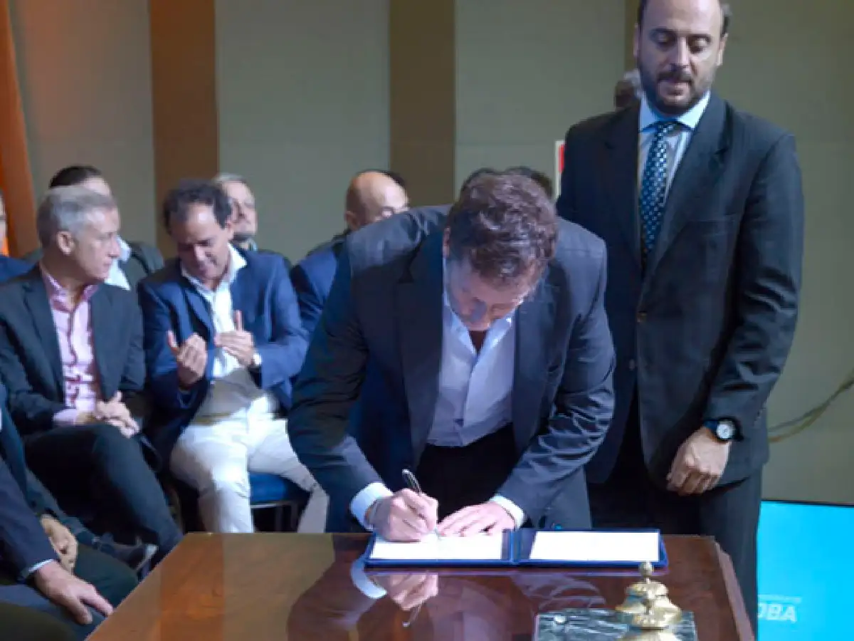 Intendentes se comprometieron a eliminar impuestos en la factura de gas natural
