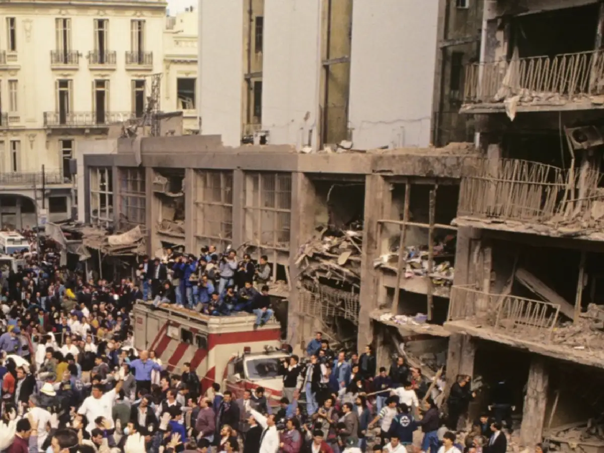 La DAIA criticó a Menem por los atentados y los indultos a militares de la dictadura