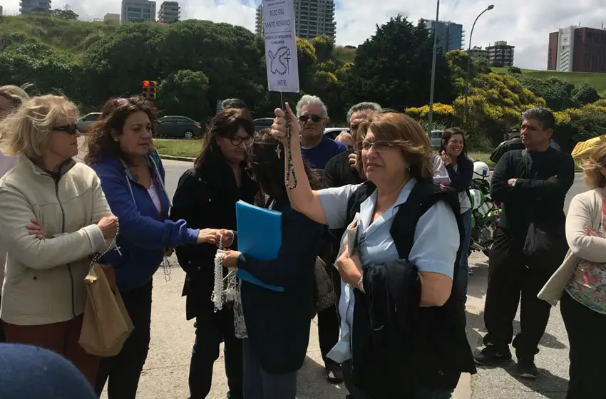 Comisión por el submarino: "Tiene que salir todo a la luz"