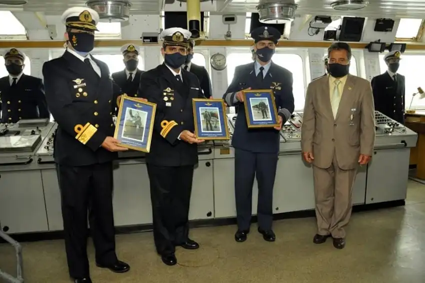 Emotivo homenaje a tres pilotos de la Fuerza Aérea Argentina en Mar del Plata