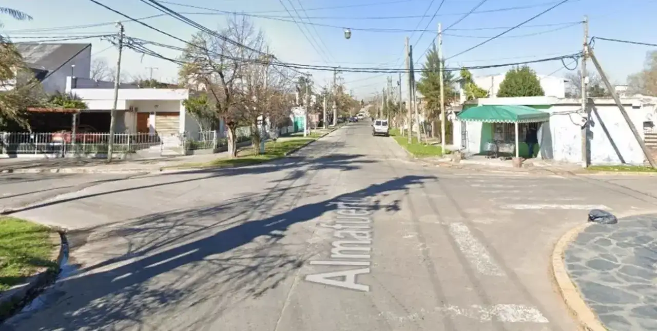 Durante intento de asalto, un policía mató a un motochorro en Esteban Echeverría