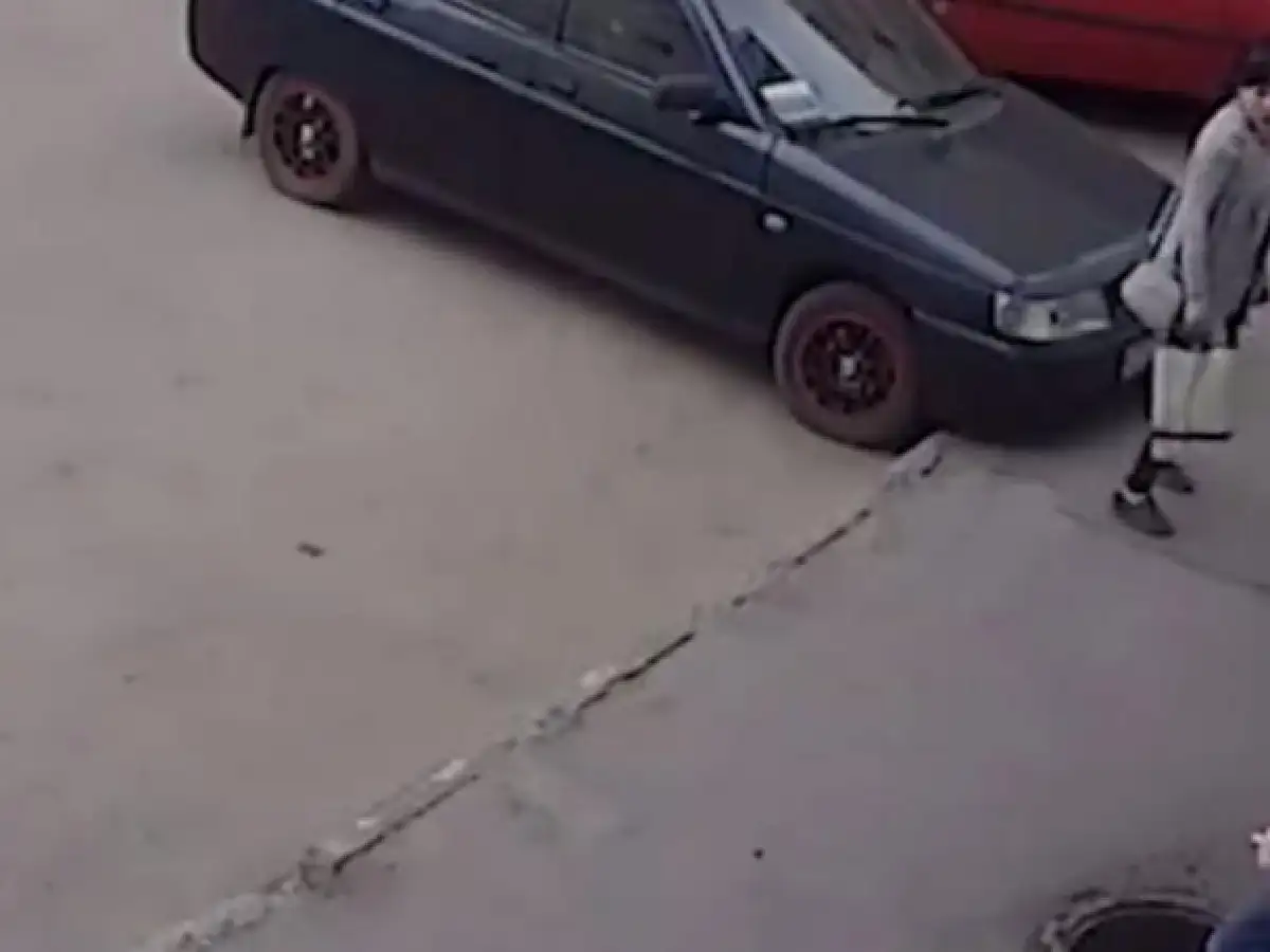 Una nena cayó a una alcantarilla de una altura de tres metros en Rusia