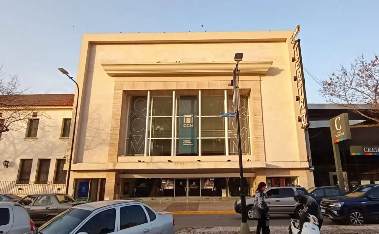 La sala 2 del Centro Cultural en pleno proceso de recuperación.