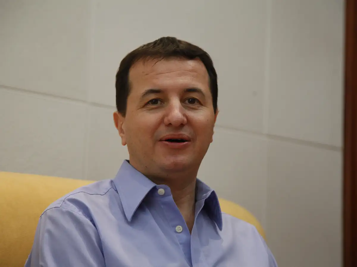 Stoppani le pidió a Aresca que  “congele” las tasas municipales  