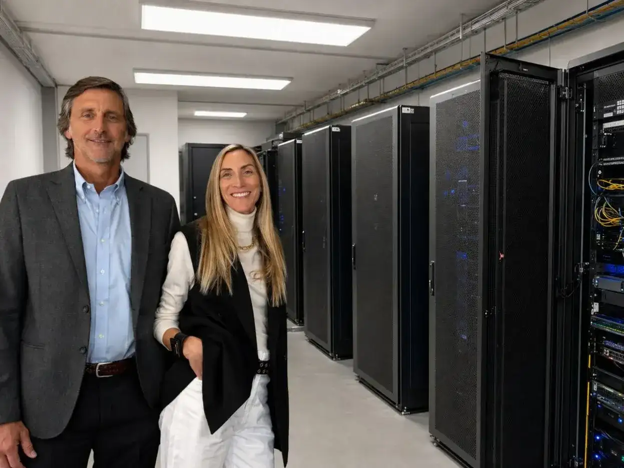 Martín y Virginia Priano, la nueva generación de la familia que desde hace años trabaja en Cablevideo. - 1