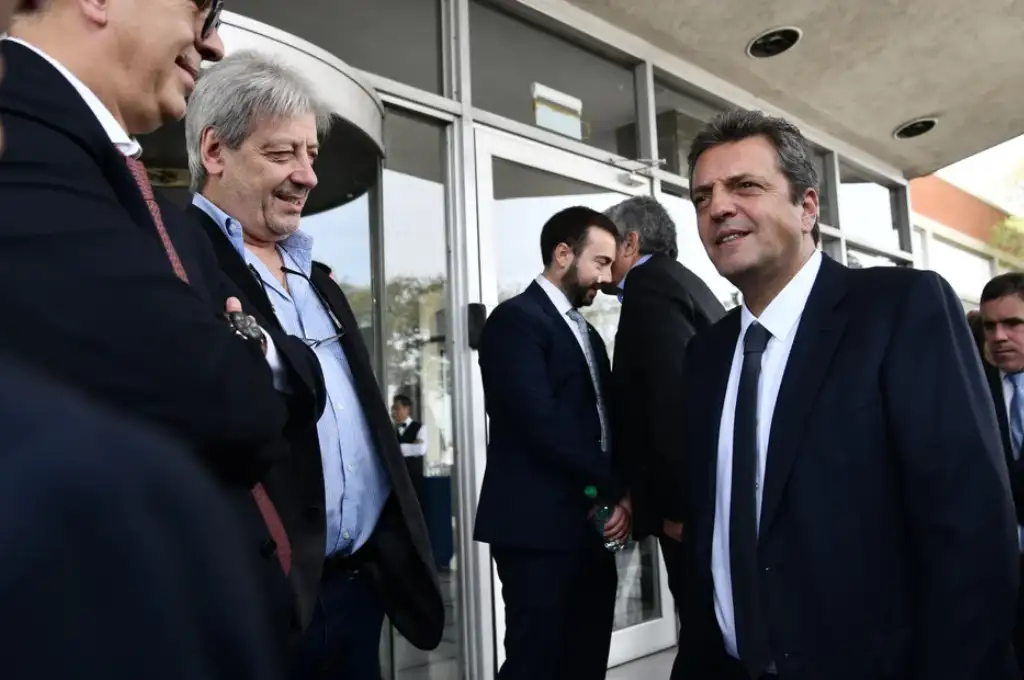 Sergio Massa almorzará con la UIA