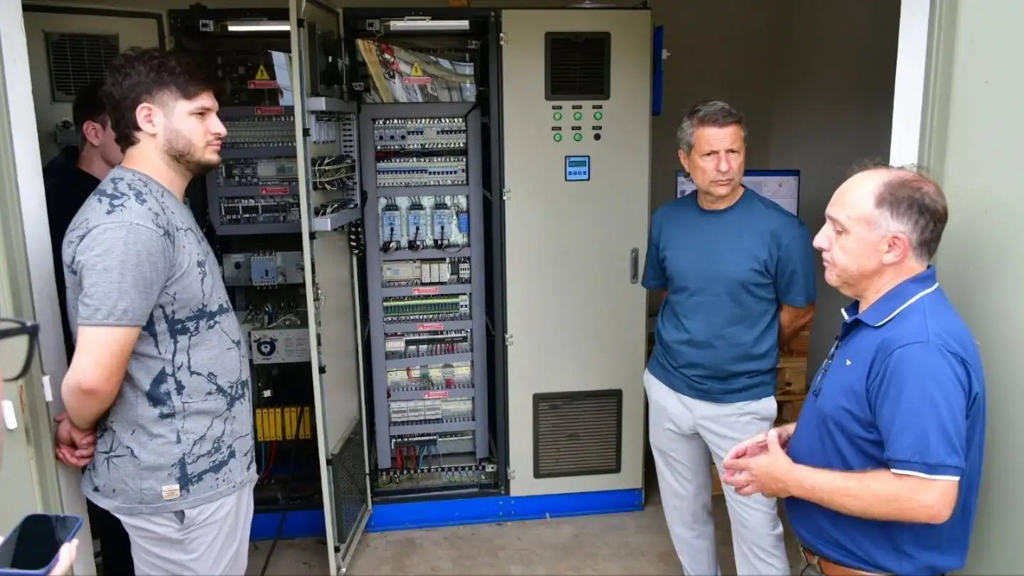 El primer prototipo del sistema de monitoreo se instaló en la estación de San Lorenzo y Malvinas.