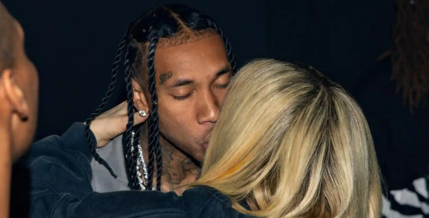 Avril Lavigne confirmó su romance con el rapero Tyga