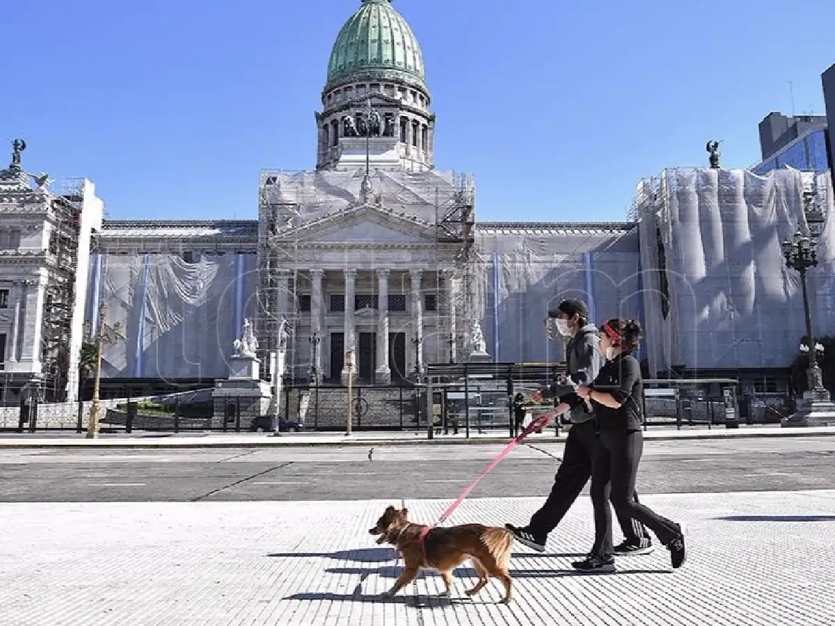 El Congreso analizará el DNU que declara a las telecomunicaciones como servicio público