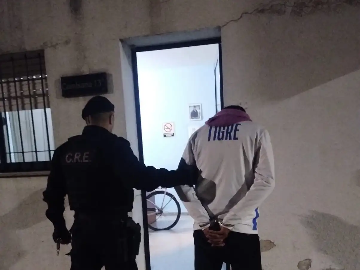 El joven fue trasladado a sede policial.
