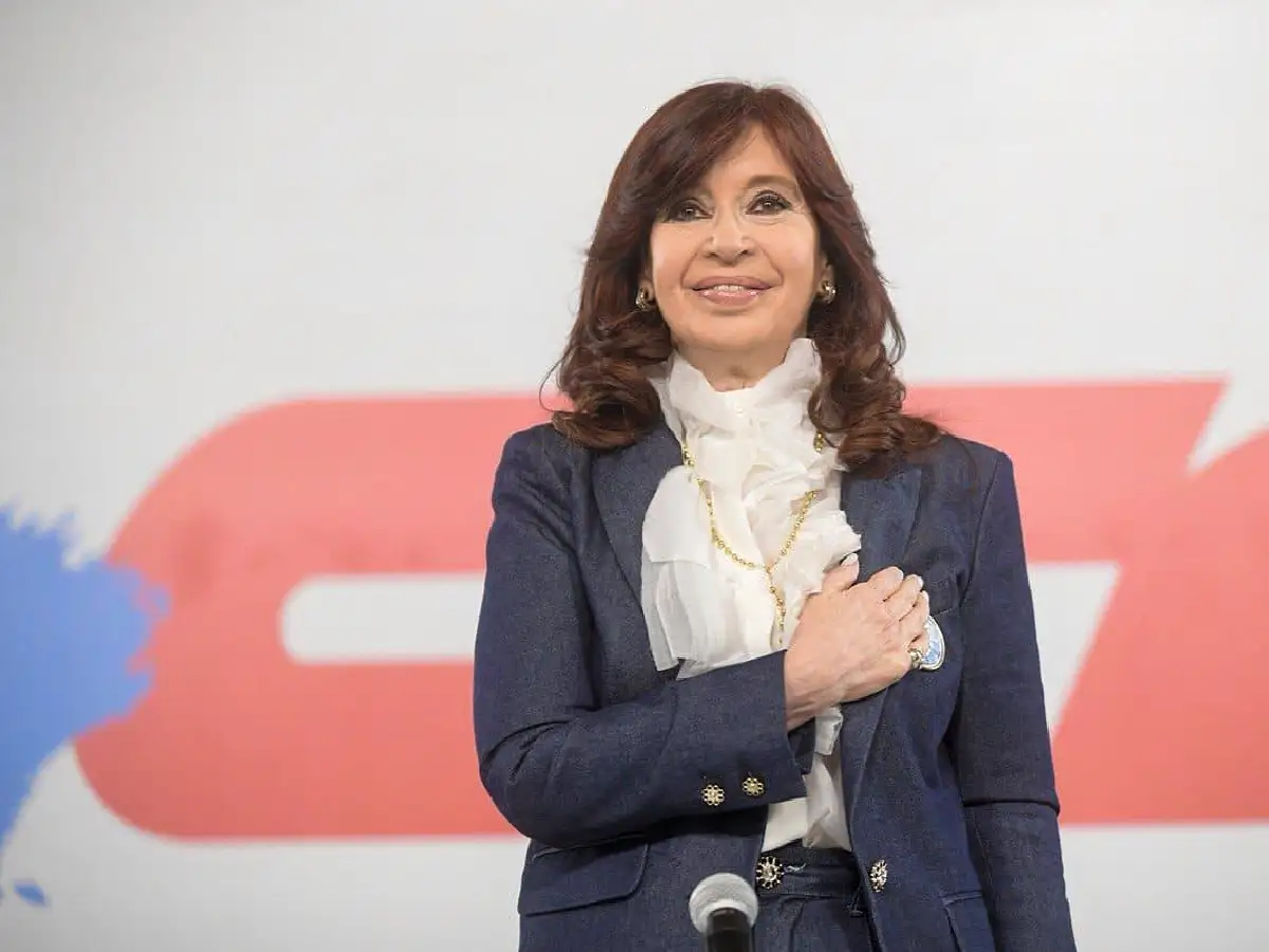 Cristina Kirchner le volvió a pedir a Alberto Fernández que use la lapicera