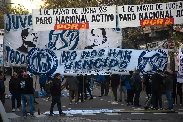Desde las 10:00 habrá una concentración frente a la Catedral.
