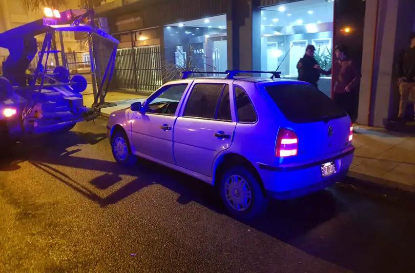 Le secuestraron el auto a un hombre que conducía borracho