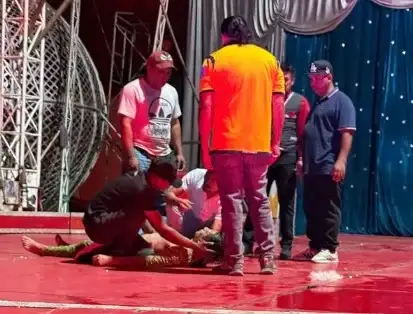 Susto en plena función.