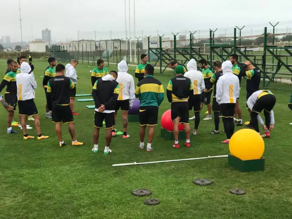 Aldosivi, otra vez por la punta en soledad