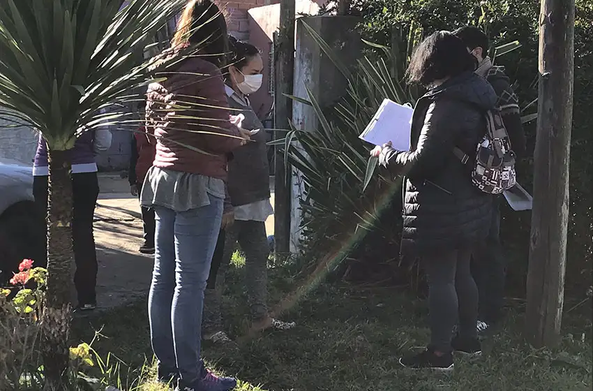 Plan cuiDARnos: promotores recorren barrios en busca de síntomas de coronavirus