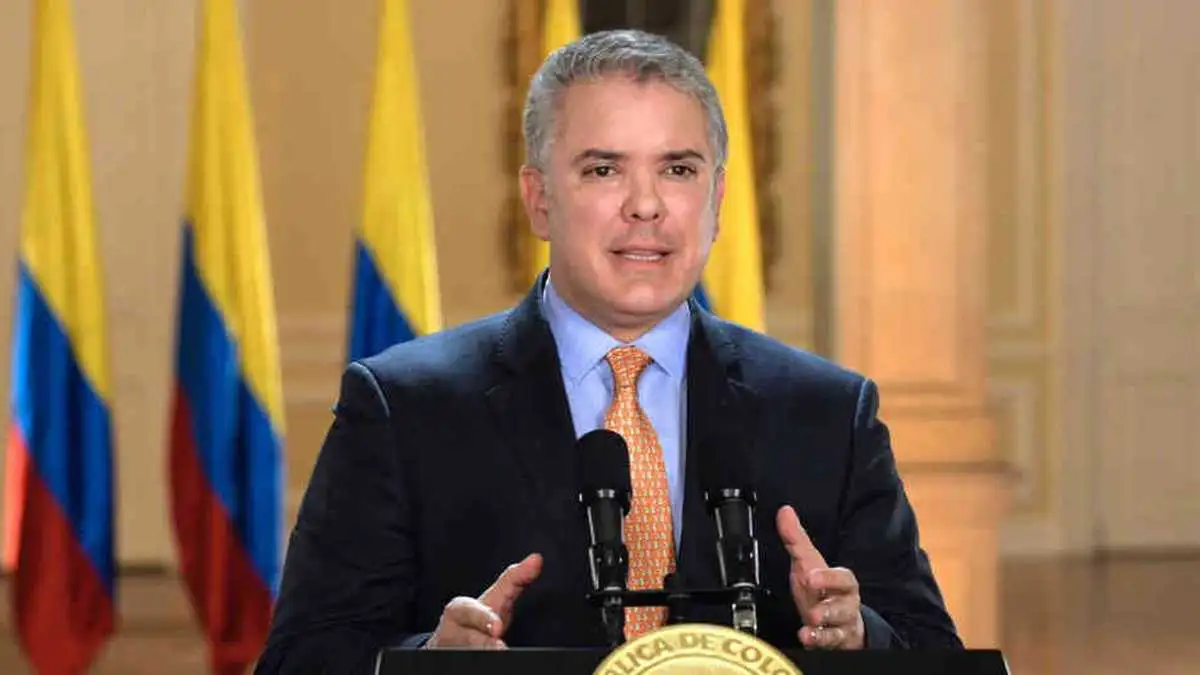 Desconocidos abren fuego contra el  helicóptero en el que se movilizaba el presidente de Colombia