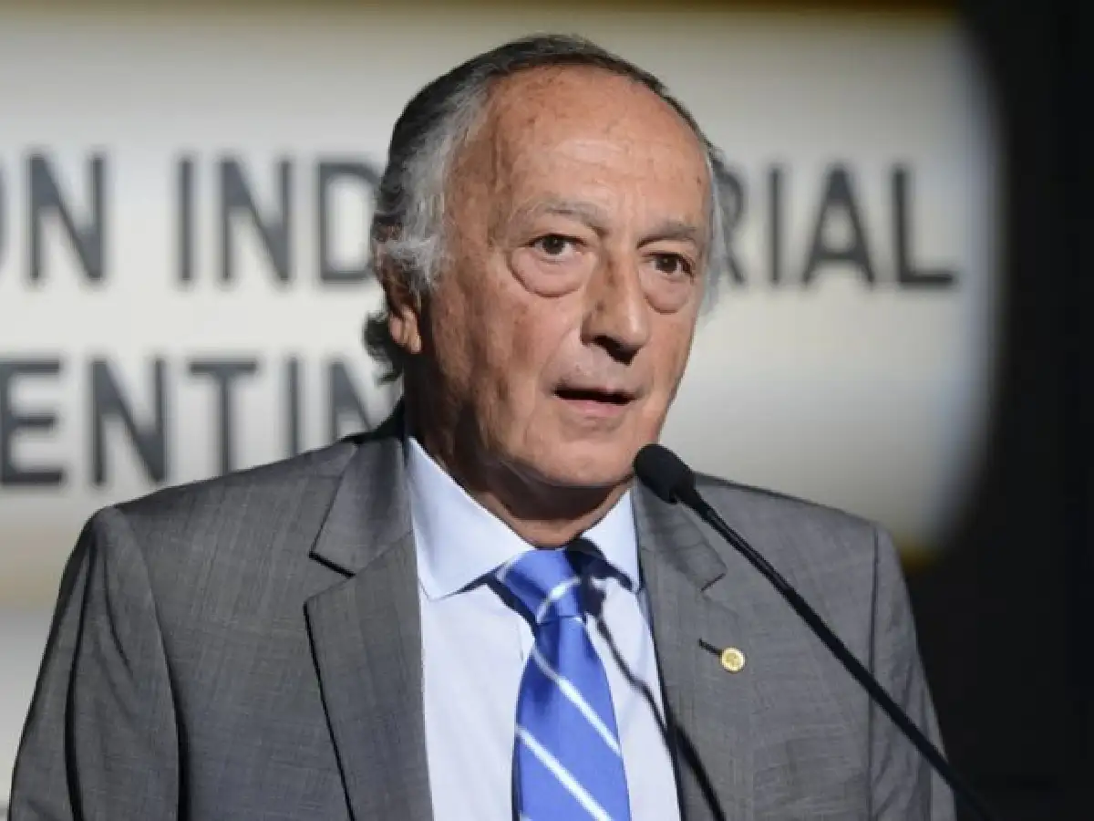 El titular de la UIA avaló la reapertura de paritarias