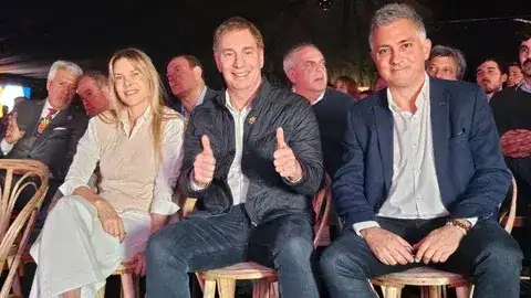 Karen Reichardt encabeza la nómina.