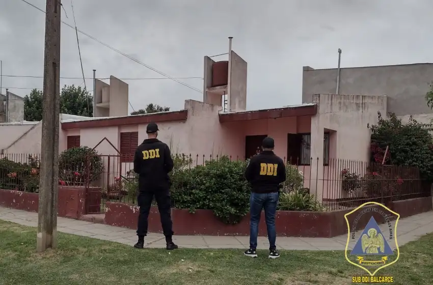 Balcarce: robó tarjetas de crédito y débito, realizó compras y fue detenido